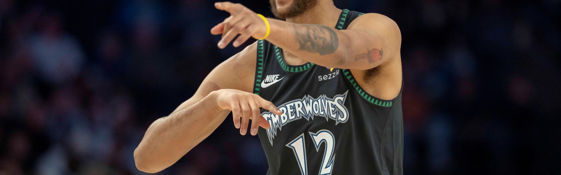 开云体育-华子打趣球队打快：因为我们有海兰德&amp;道苏姆和李凯尔啊