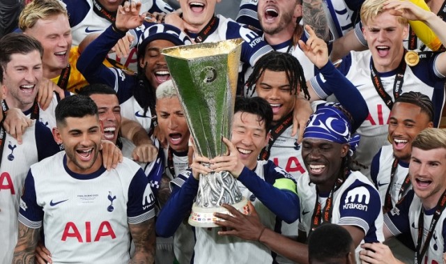 不容小视！曼联对热刺各赛事连续8场不胜+欧联杯送热刺近年首冠